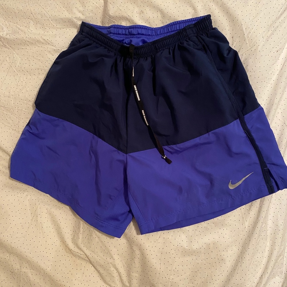 Nike 7’ shorts size S
